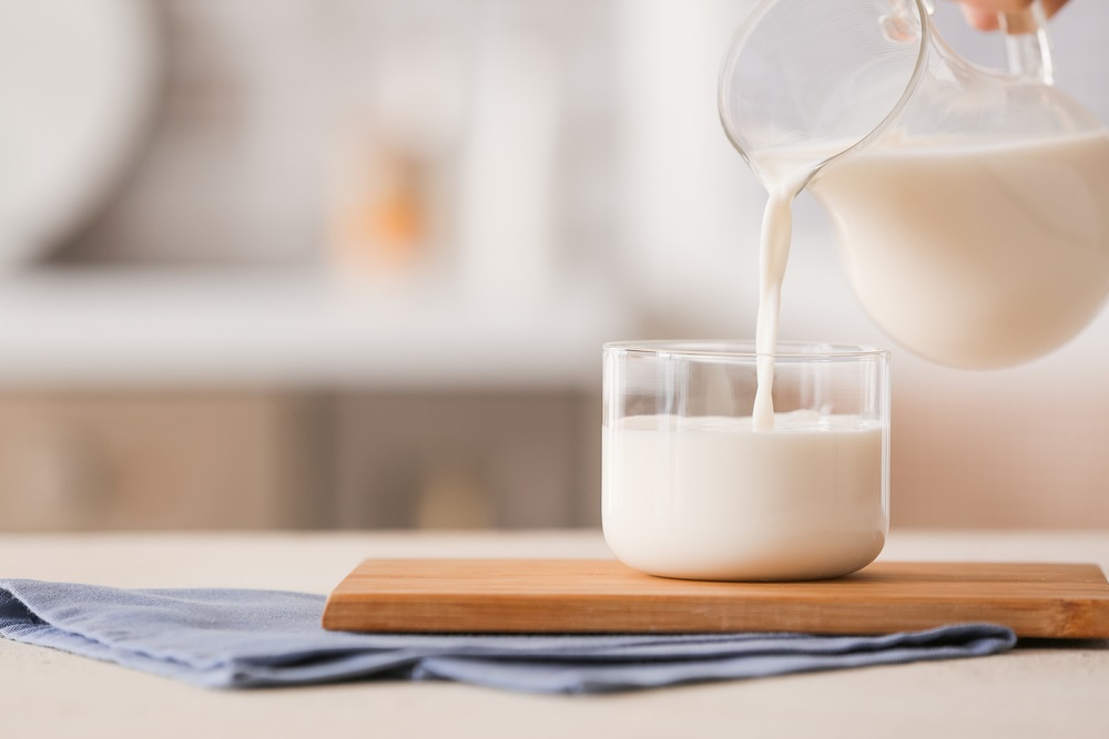 Dengan meminum susu setiap pagi sebelum beraktivitas dapat menjaga stamina dan menguatkan tulang karena semua produk susu mengandung zat