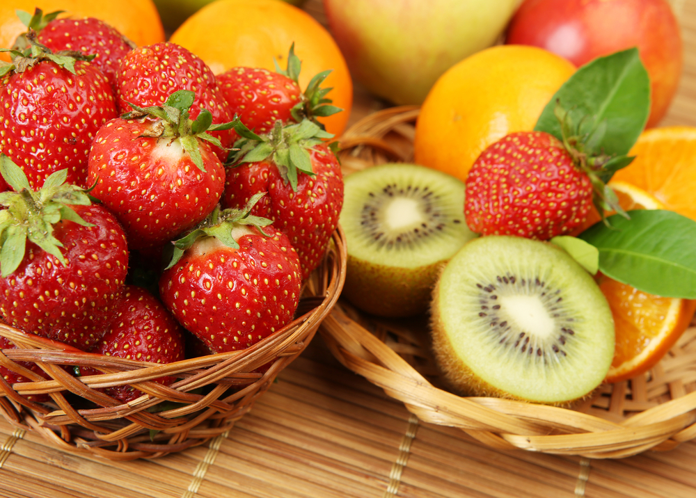 12 Buah yang Mengandung Zat Besi untuk Kesehatan Menyeluruh