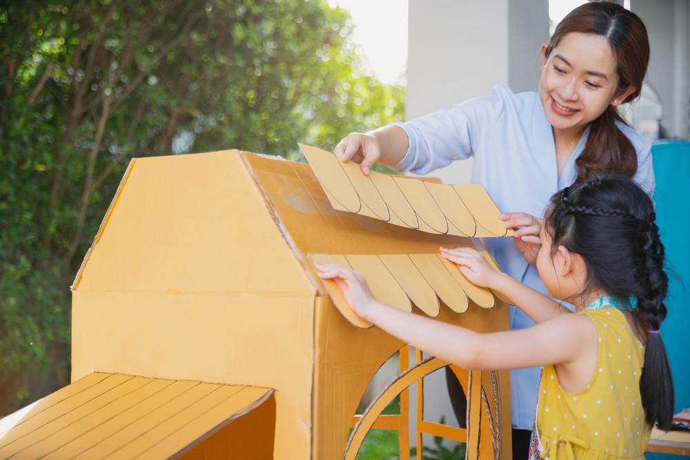 9 Cara Membuat Mainan dari Kardus untuk Anak, Mudah dan Seru