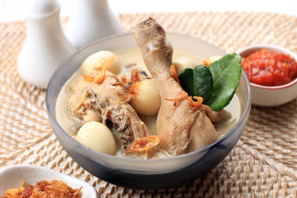 10 Resep Opor Ayam, Menu Praktis yang Lezat Andalan Keluarga