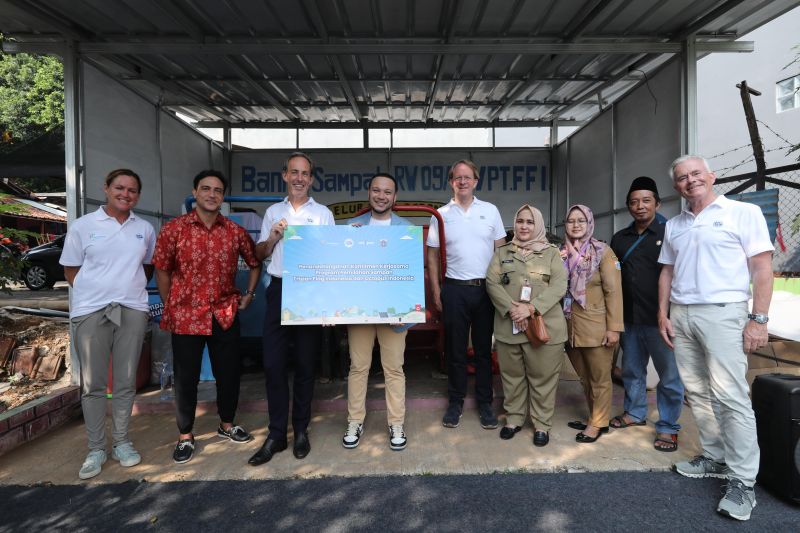 Frisian Flag Indonesia Gandeng Octopus Perkuat Program Pemilahan Sampah