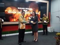 Program Farmer2Farmer FFI Raih PR Excellent Award 2017