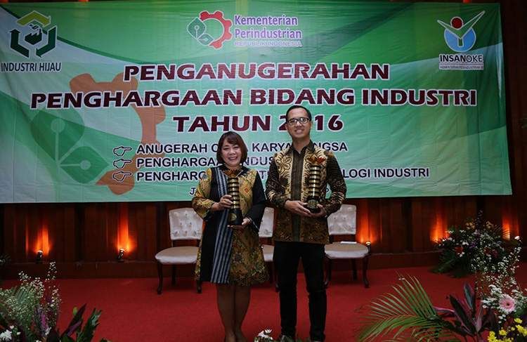 Frisian Flag Indonesia Kembali Raih Penghargaan Industri Hijau 2016