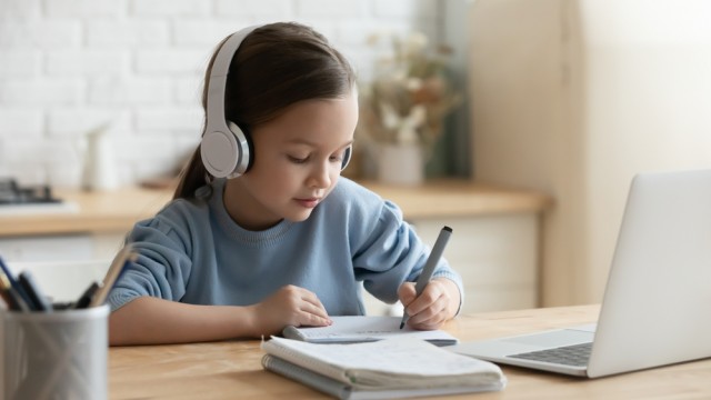 Yuk, Mengenal Gaya Belajar Auditori Pada Anak!