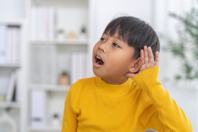 Gaya Belajar Auditori pada Anak dan Strategi Belajarnya
