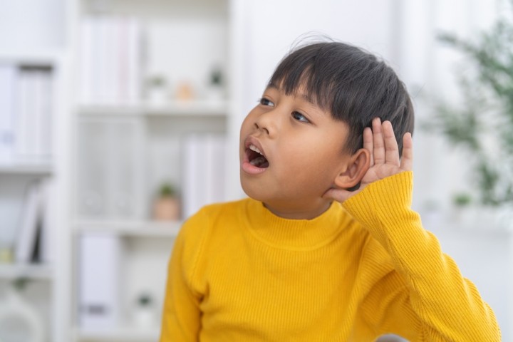 Gaya Belajar Auditori pada Anak dan Strategi Belajarnya