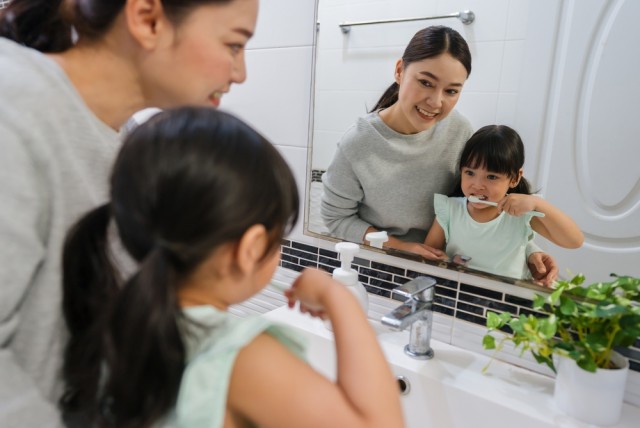 Gigi Sehat pada Anak: Ciri-Ciri dan Cara Menjaganya