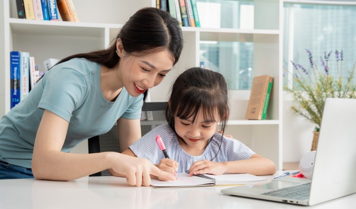 Cara Meningkatkan Semangat Belajar yang Bisa Ibu Terapkan