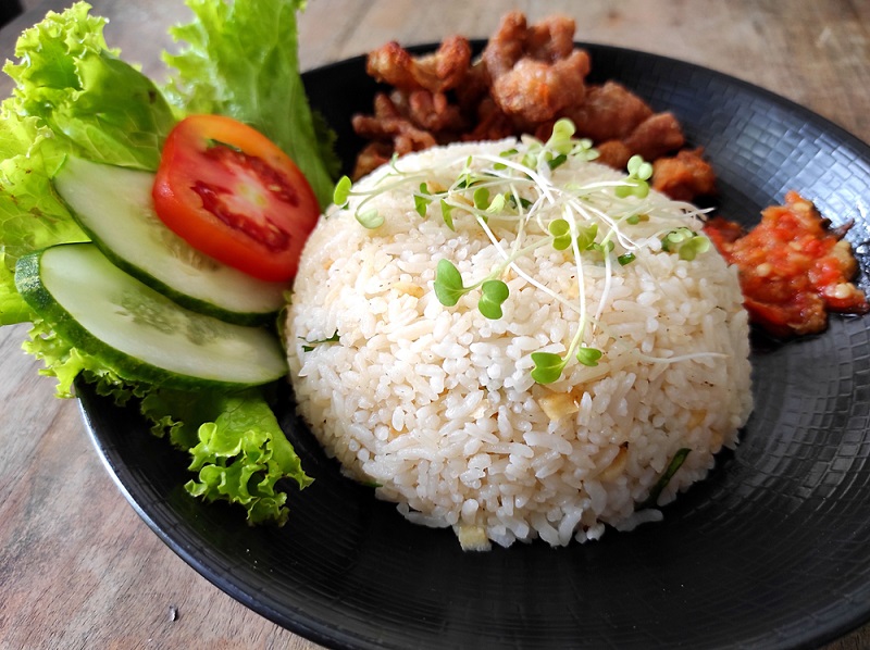 5 Resep Nasi Daun Jeruk yang Gurih dan Tips Membuatnya