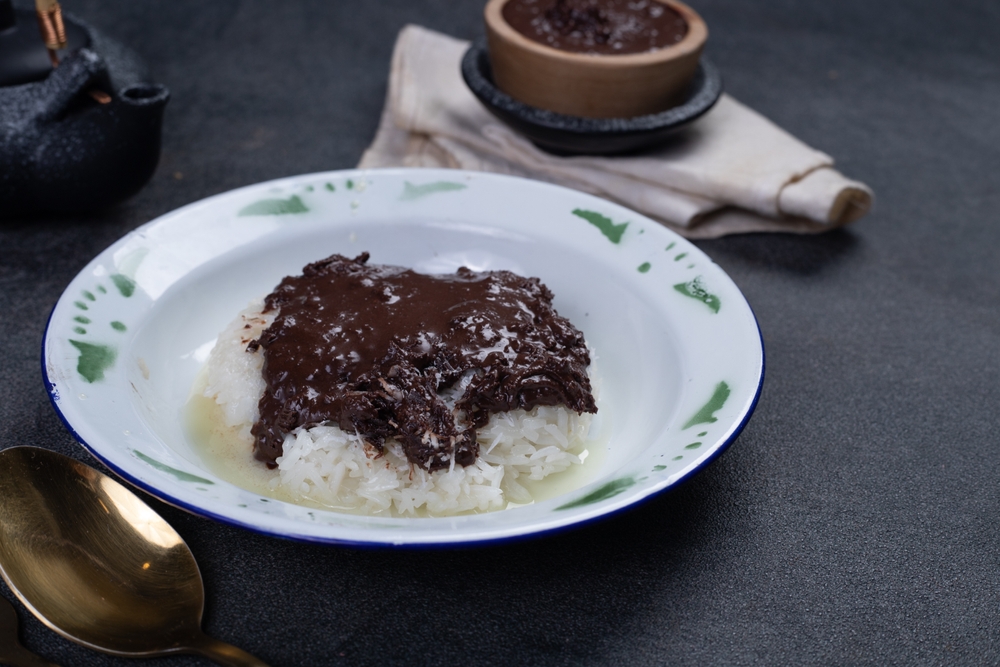 Ketan susu cokelat - Frisian Flag