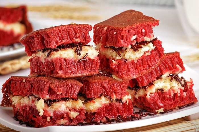 Cara Bikin Martabak Manis Red Velvet