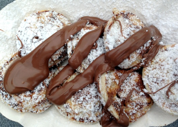 poffertjes cokelat - frisian flag