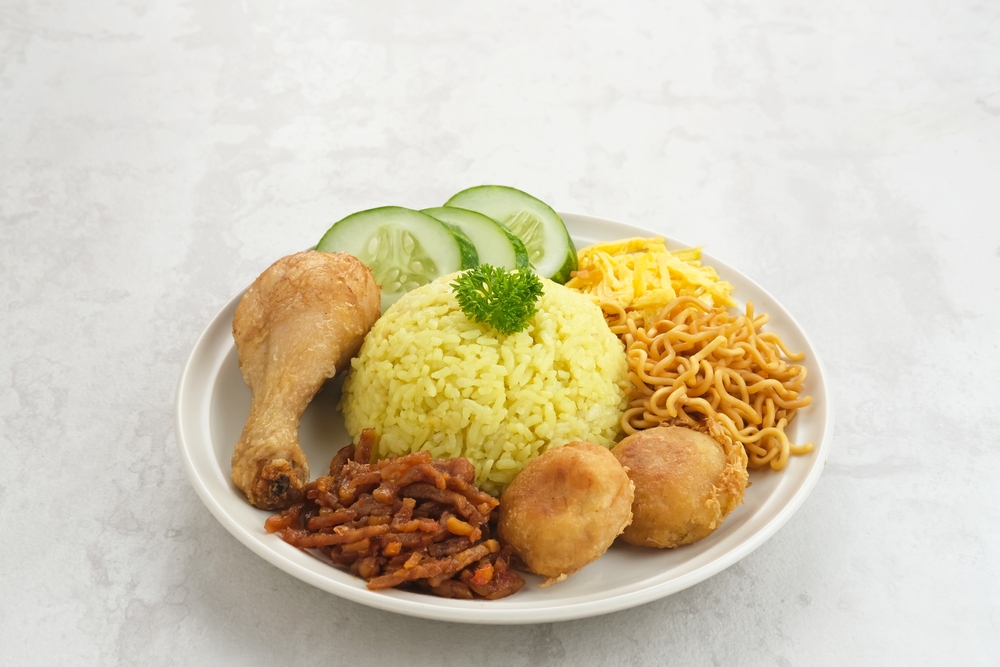 Resep Nasi Kuning Kukus - Frisian Flag