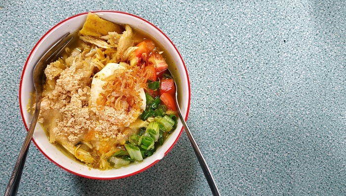 Resep Soto Ayam Santan Kuning Lamongan - Frisian Flag