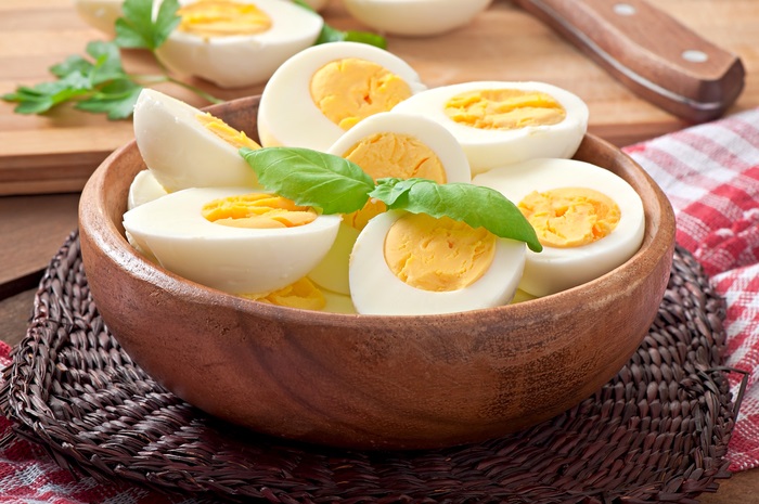 Telur rebus makanan rendah kalori - frisian flag
