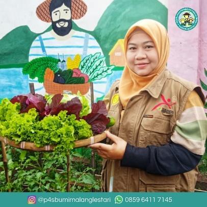 hut100ff-Diyah Rahmawati